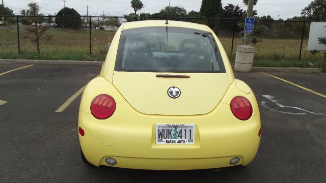 Volkswagen New Beetle 1999 photo 3