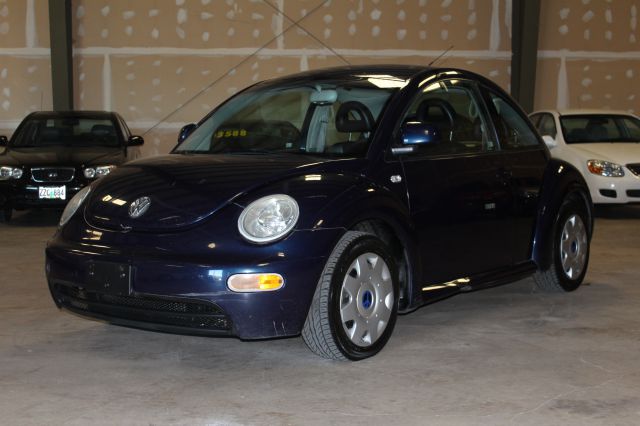 Volkswagen New Beetle 2000 photo 4