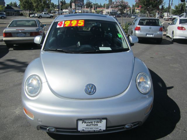 Volkswagen New Beetle SE Crew Cab 4WD FFV Coupe