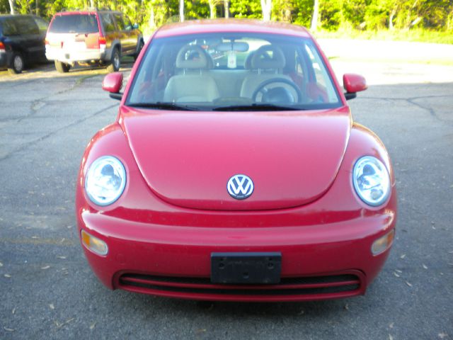 Volkswagen New Beetle 2000 photo 4