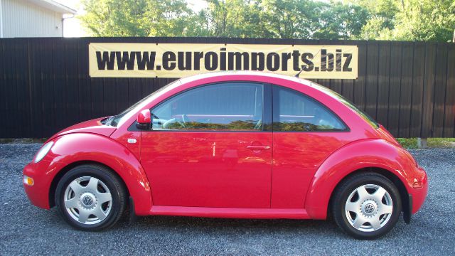 Volkswagen New Beetle 2000 photo 4