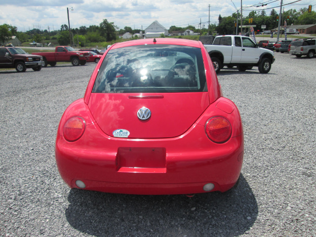 Volkswagen New Beetle 2000 photo 4
