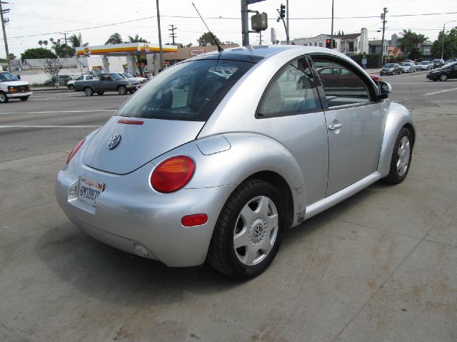 Volkswagen New Beetle Quad Cab 4x2 Shortbox XLT Coupe