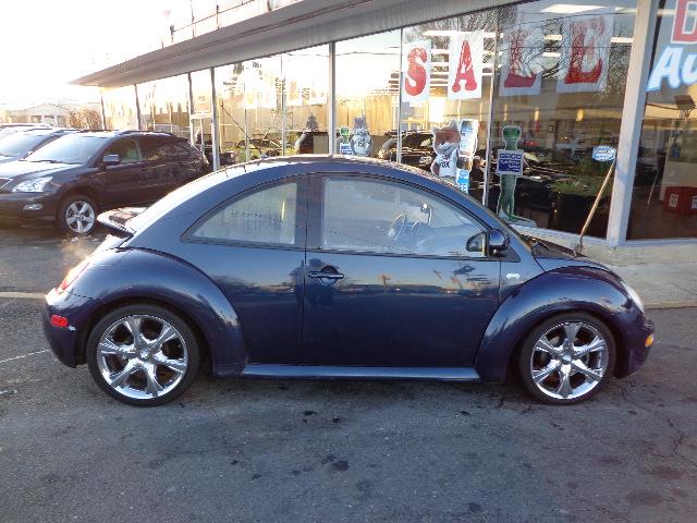 Volkswagen New Beetle 2000 photo 3