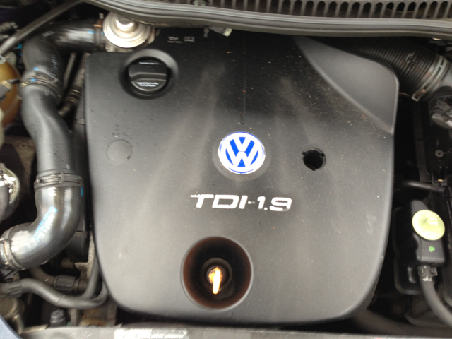 Volkswagen New Beetle 2000 photo 1