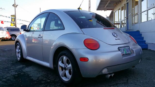 Volkswagen New Beetle King Cab 4WD Hatchback