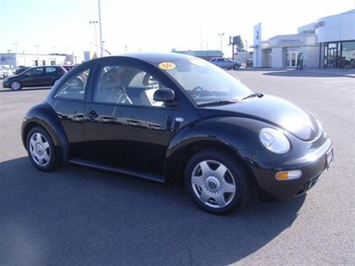 Volkswagen New Beetle 2000 photo 2