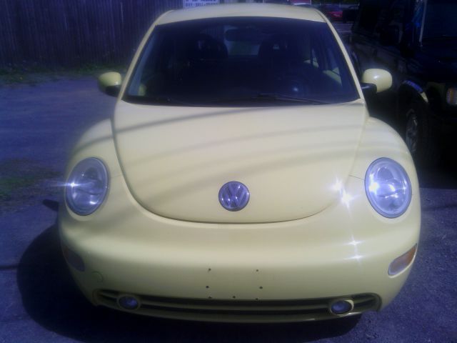 Volkswagen New Beetle 2001 photo 1