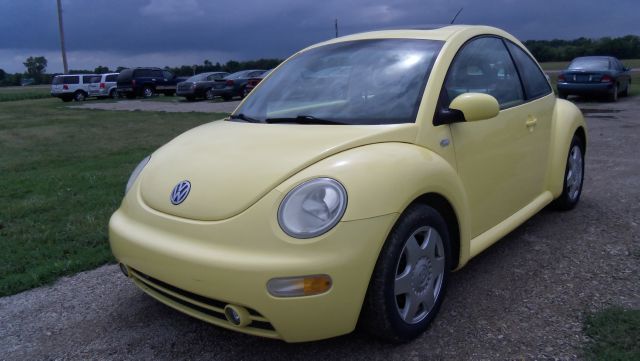 Volkswagen New Beetle 2001 photo 3
