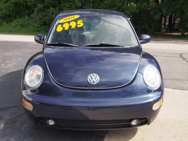 Volkswagen New Beetle 2001 photo 4