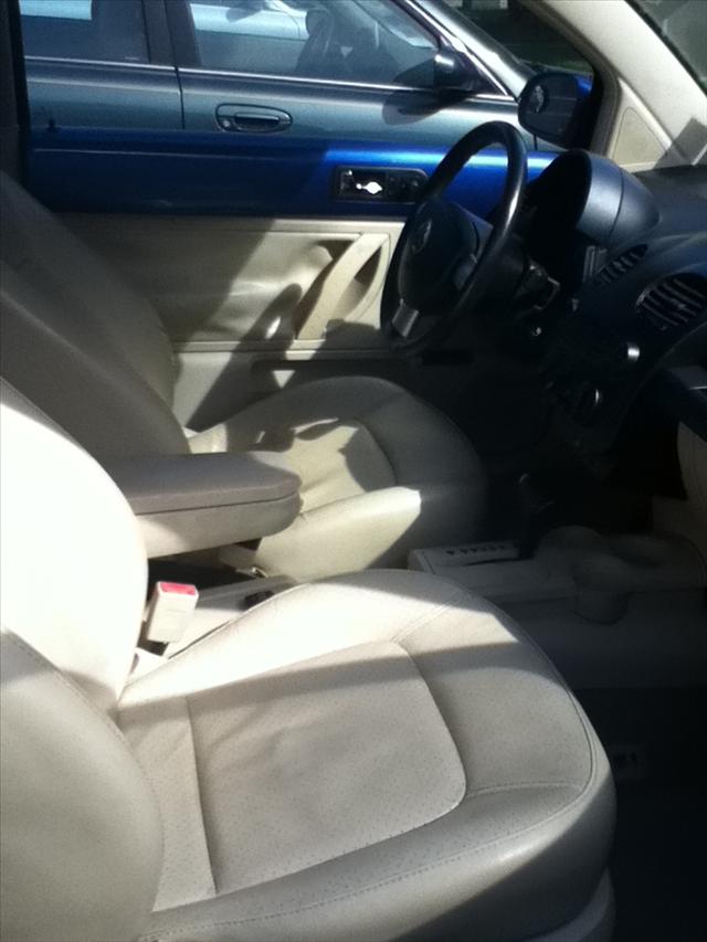 Volkswagen New Beetle 2001 photo 4