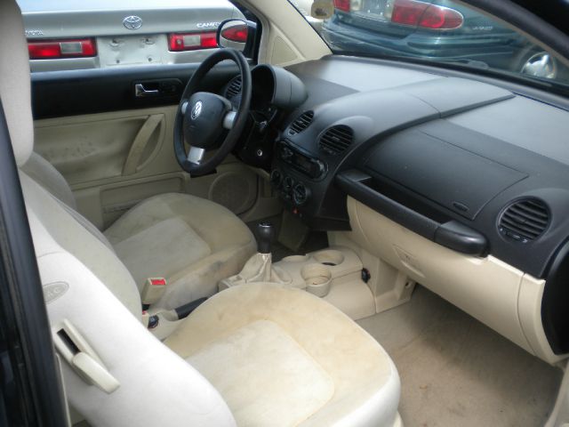 Volkswagen New Beetle Quad Cab 4x2 Shortbox XLT Hatchback