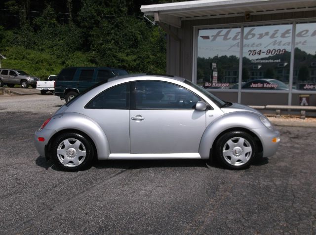 Volkswagen New Beetle Quad Cab 4x2 Shortbox XLT Hatchback