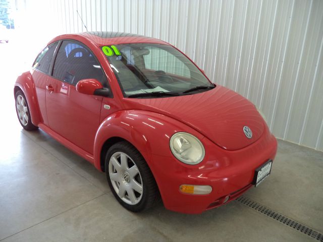 Volkswagen New Beetle 2001 photo 3