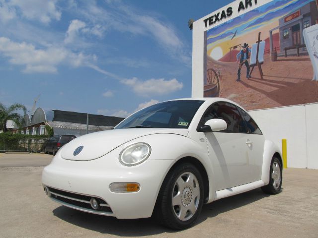Volkswagen New Beetle 2001 photo 2