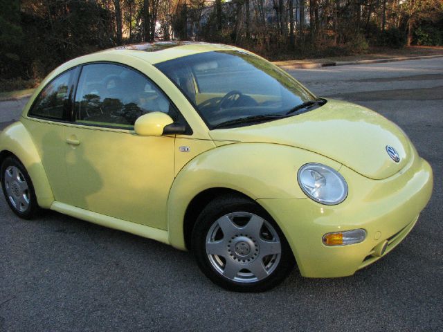 Volkswagen New Beetle 2001 photo 3