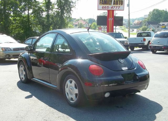 Volkswagen New Beetle 2001 photo 5