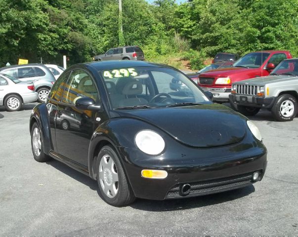 Volkswagen New Beetle 2001 photo 7