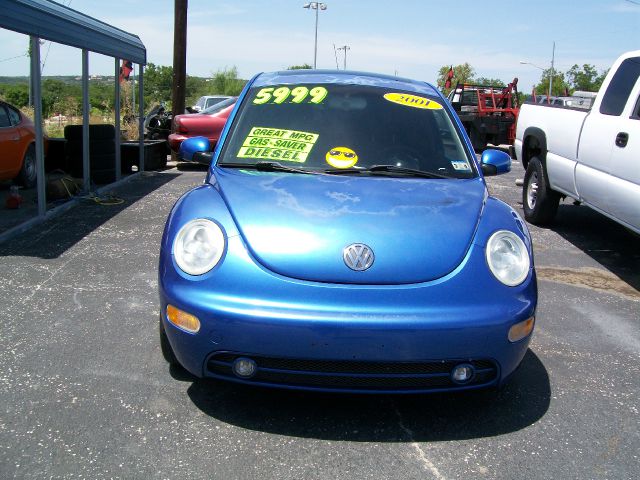 Volkswagen New Beetle 2001 photo 3