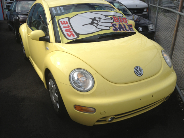 Volkswagen New Beetle 4dr 112 WB AWD Hatchback