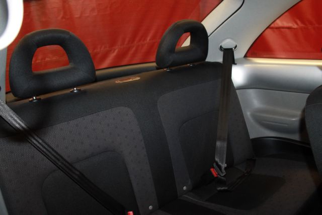 Volkswagen New Beetle King Cab 4WD Hatchback