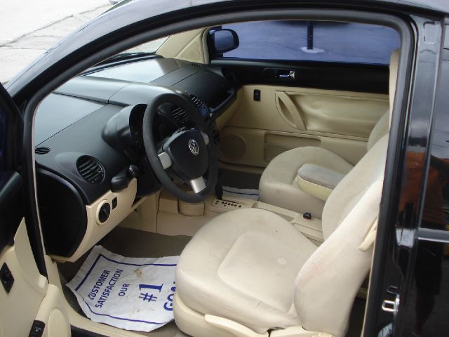 Volkswagen New Beetle Quad Cab 4x2 Shortbox XLT Hatchback