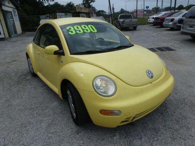 Volkswagen New Beetle 2001 photo 1
