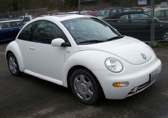 Volkswagen New Beetle 2001 photo 2