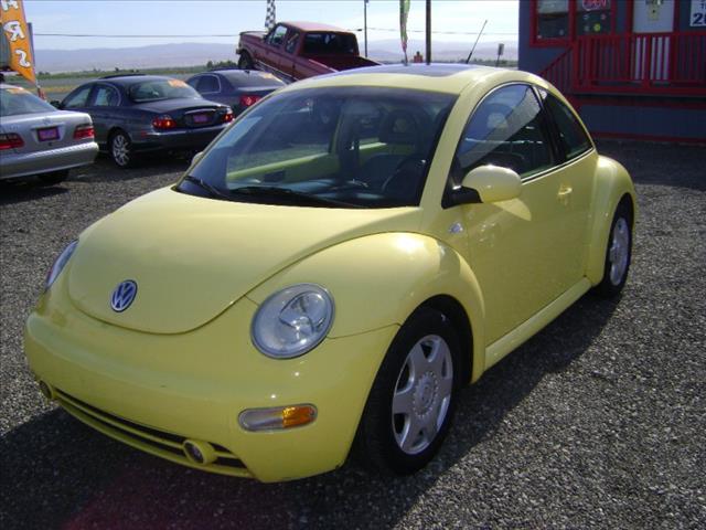 Volkswagen New Beetle 2001 photo 4