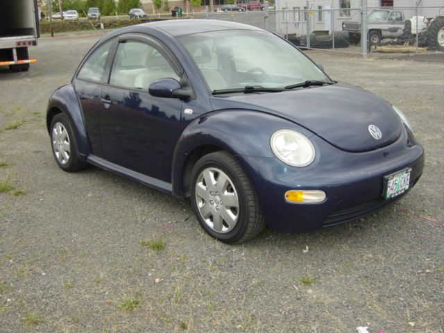 Volkswagen New Beetle 2001 photo 1