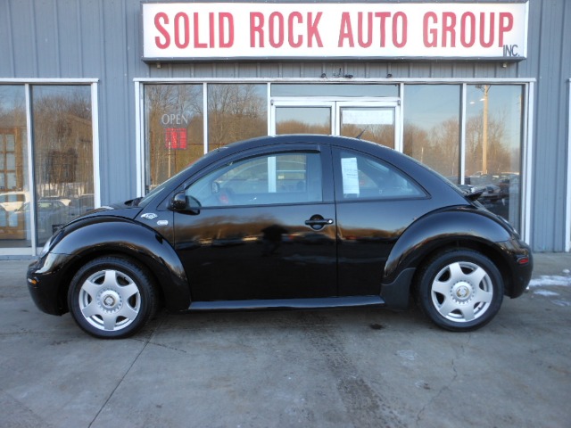 Volkswagen New Beetle 2001 photo 4