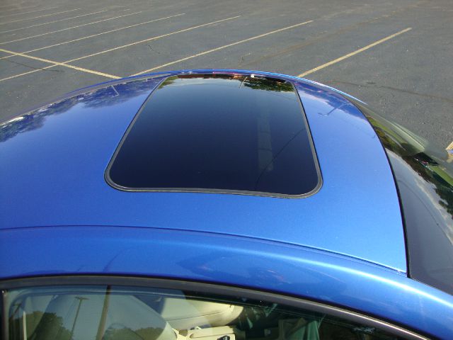 Volkswagen New Beetle King Cab 4WD Hatchback