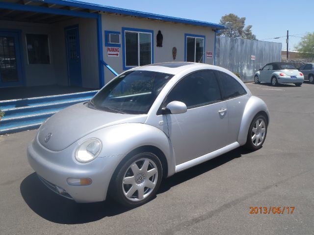 Volkswagen New Beetle 2001 photo 1