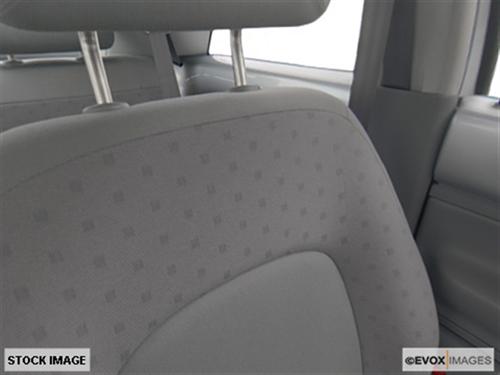 Volkswagen New Beetle FWD 4dr Sport Other