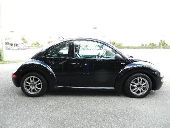 Volkswagen New Beetle 2002 photo 4