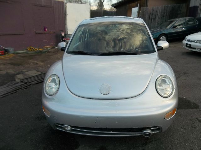 Volkswagen New Beetle 2002 photo 3