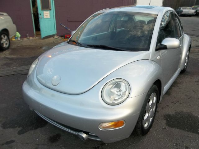 Volkswagen New Beetle 2002 photo 4