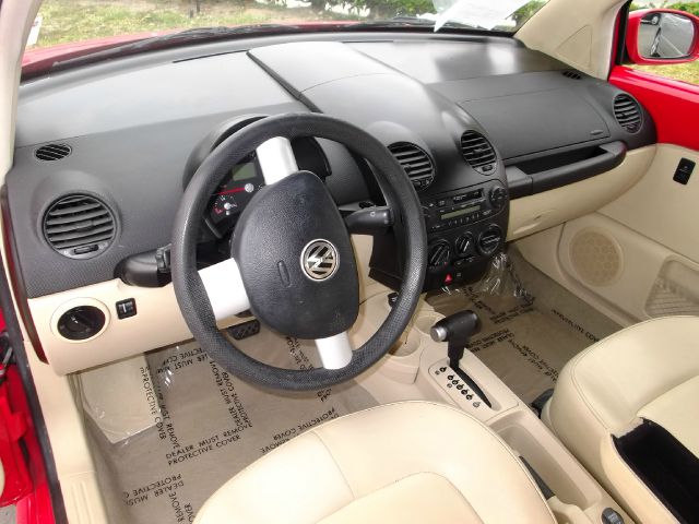 Volkswagen New Beetle Quad Cab 4x2 Shortbox XLT Hatchback