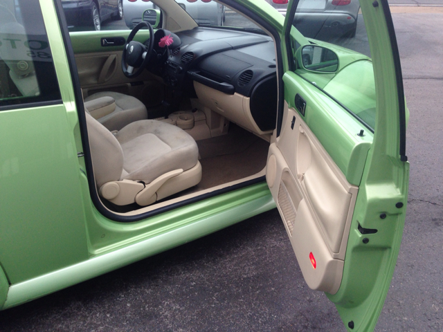 Volkswagen New Beetle Quad Cab 4x2 Shortbox XLT Hatchback