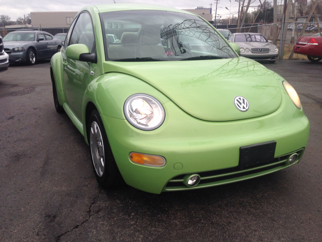 Volkswagen New Beetle 2002 photo 4