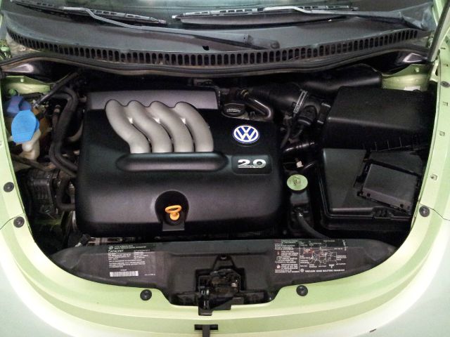 Volkswagen New Beetle 2002 photo 16