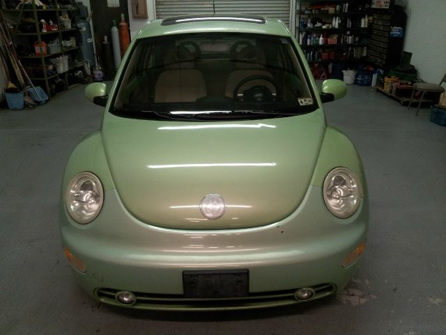Volkswagen New Beetle 2002 photo 28