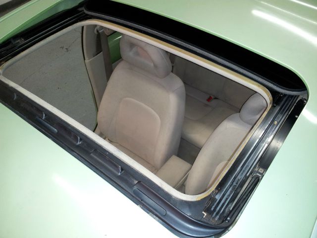 Volkswagen New Beetle 2002 photo 5