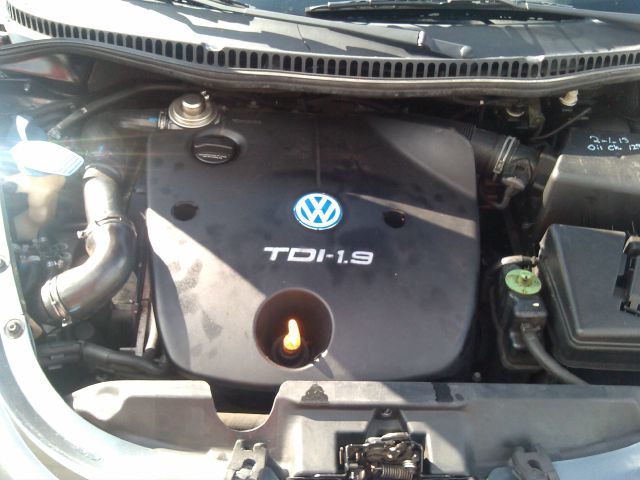 Volkswagen New Beetle 2002 photo 3