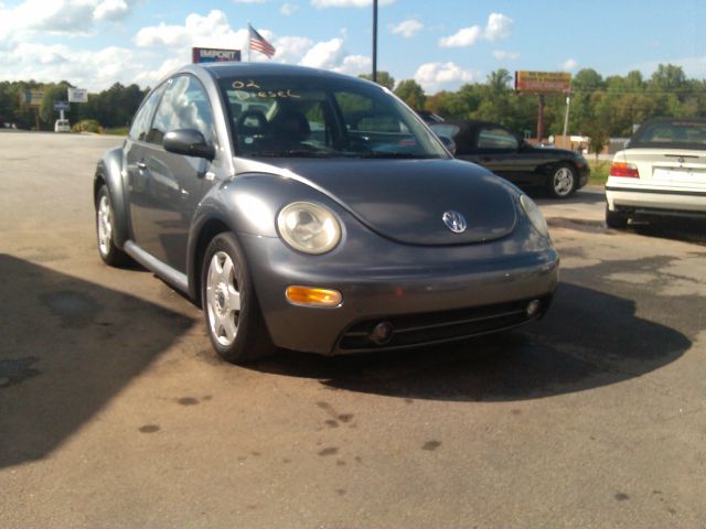 Volkswagen New Beetle 2002 photo 4