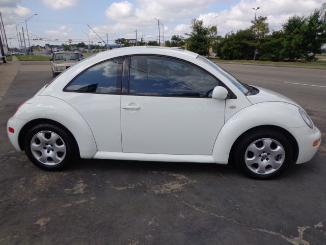 Volkswagen New Beetle 2002 photo 13