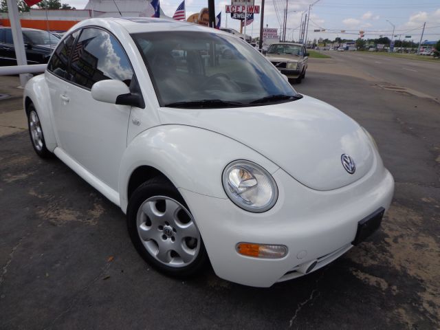 Volkswagen New Beetle 2002 photo 17