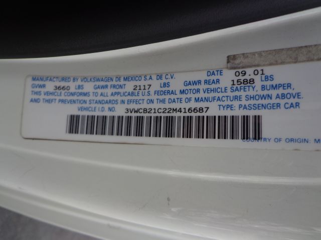 Volkswagen New Beetle 2002 photo 2