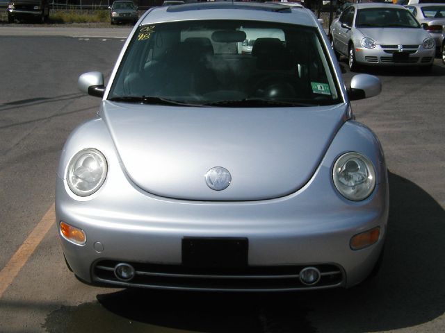 Volkswagen New Beetle 2002 photo 4