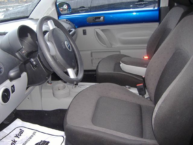 Volkswagen New Beetle Quad Cab 4x2 Shortbox XLT Hatchback